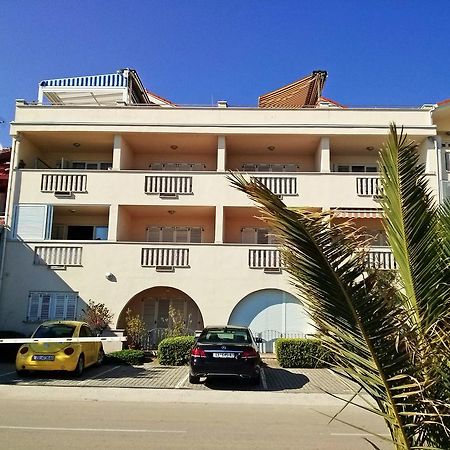 Beach Apartment Sveti Filip i Jakov Exteriör bild